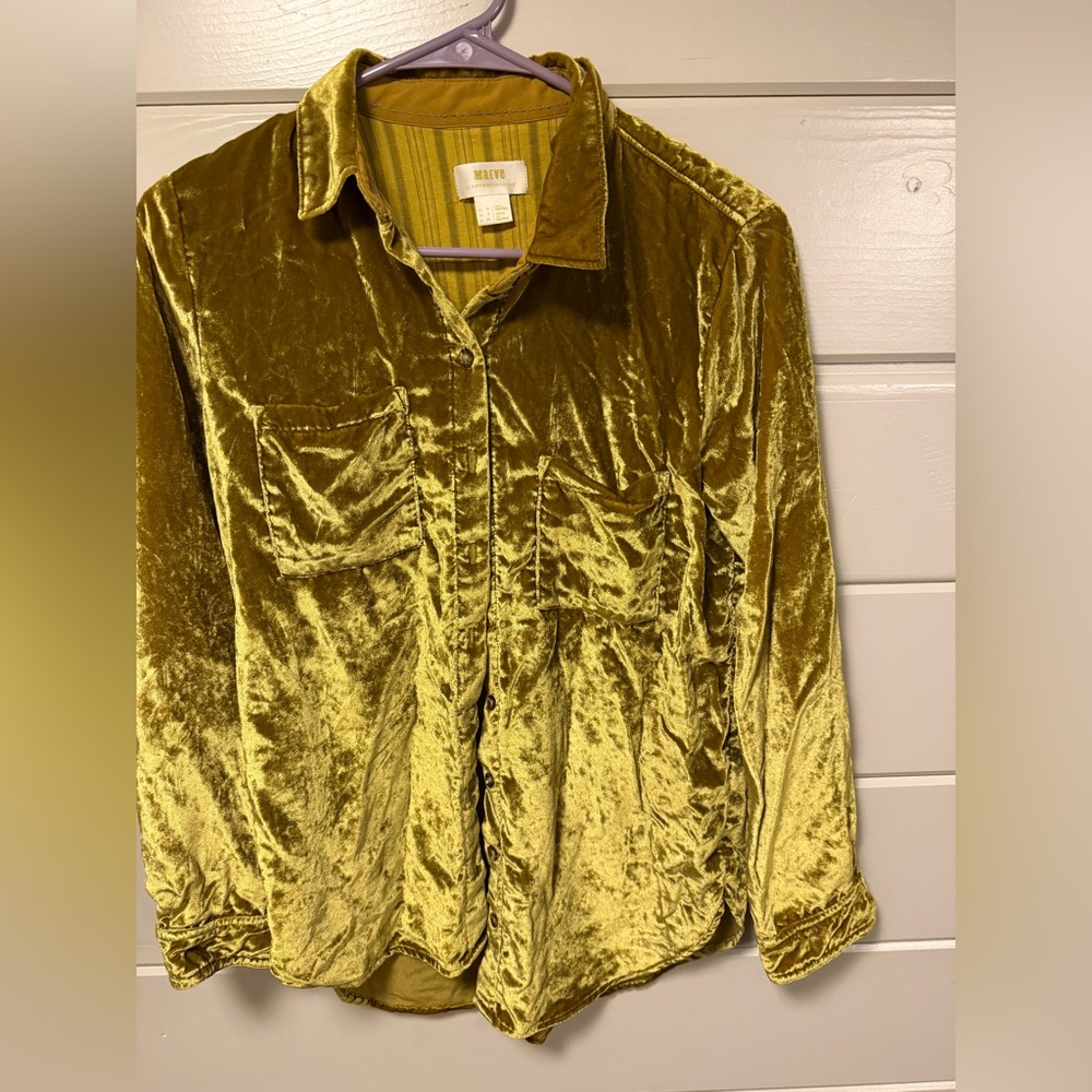 Maeve Gold Striped Velvet Shirt. Size medium